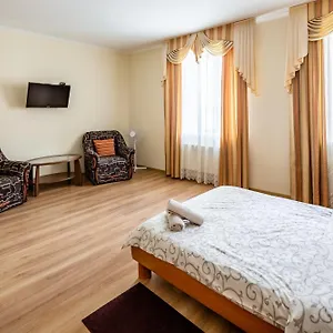  Daire On Yana Zhizhky Ukrayna
